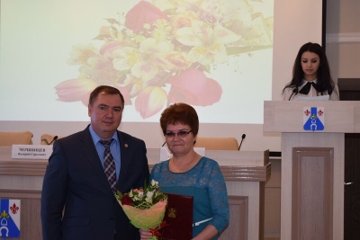 Сазонову Ларису Тимерхановну поздравляем с юбилеем!