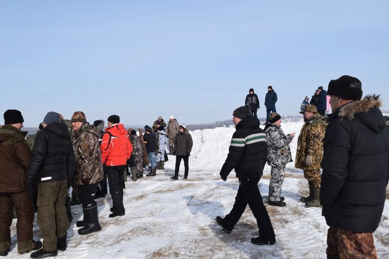 В Менделеевске прошел военно-спортивный праздник «Мой папа – защитник»