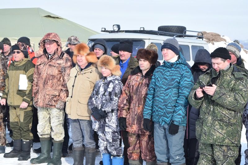 В Менделеевске прошел военно-спортивный праздник «Мой папа – защитник»