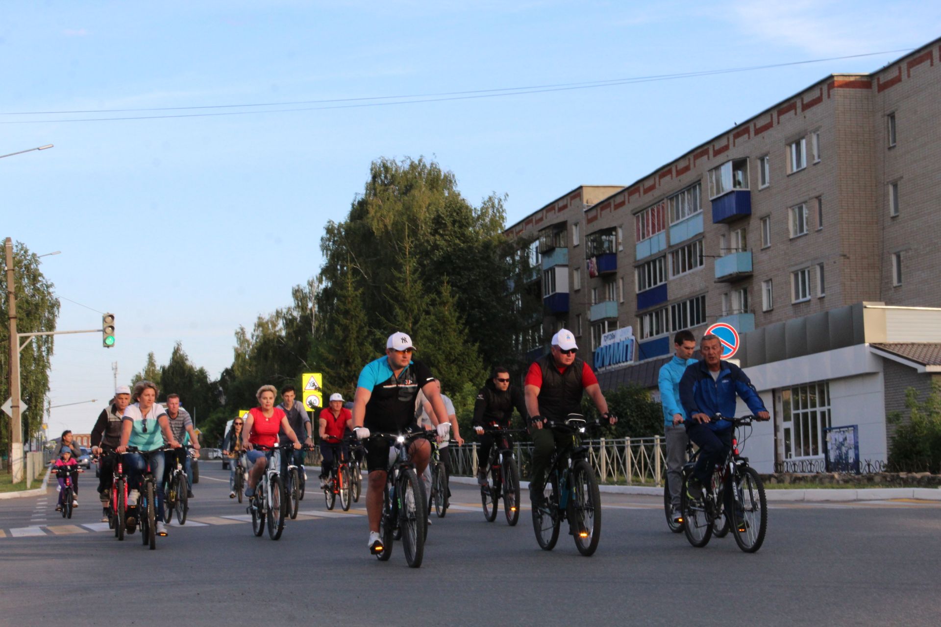 День города в Менделеевске открыли велопробегом