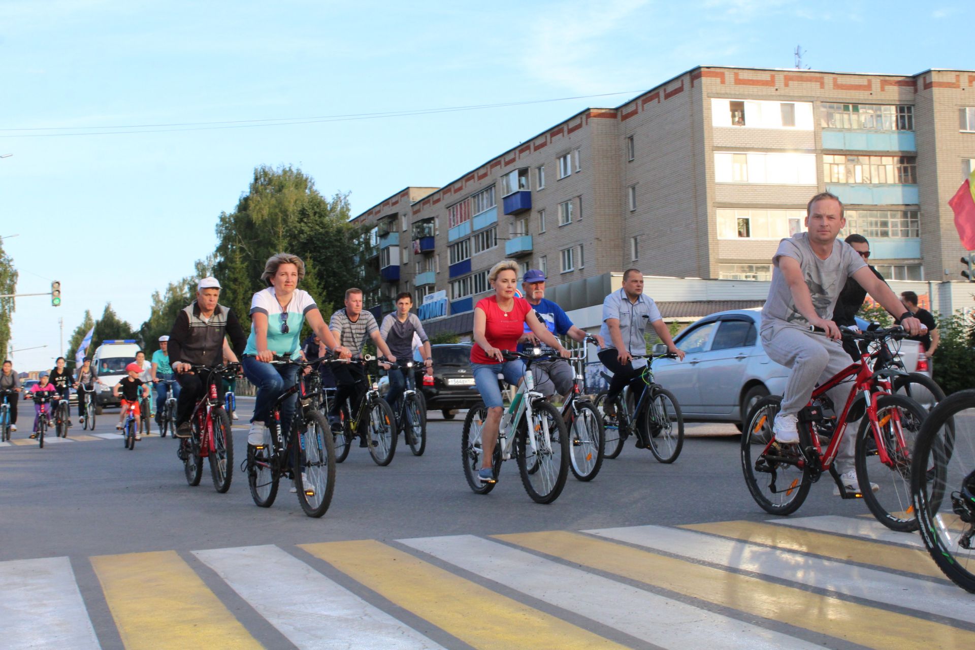 День города в Менделеевске открыли велопробегом