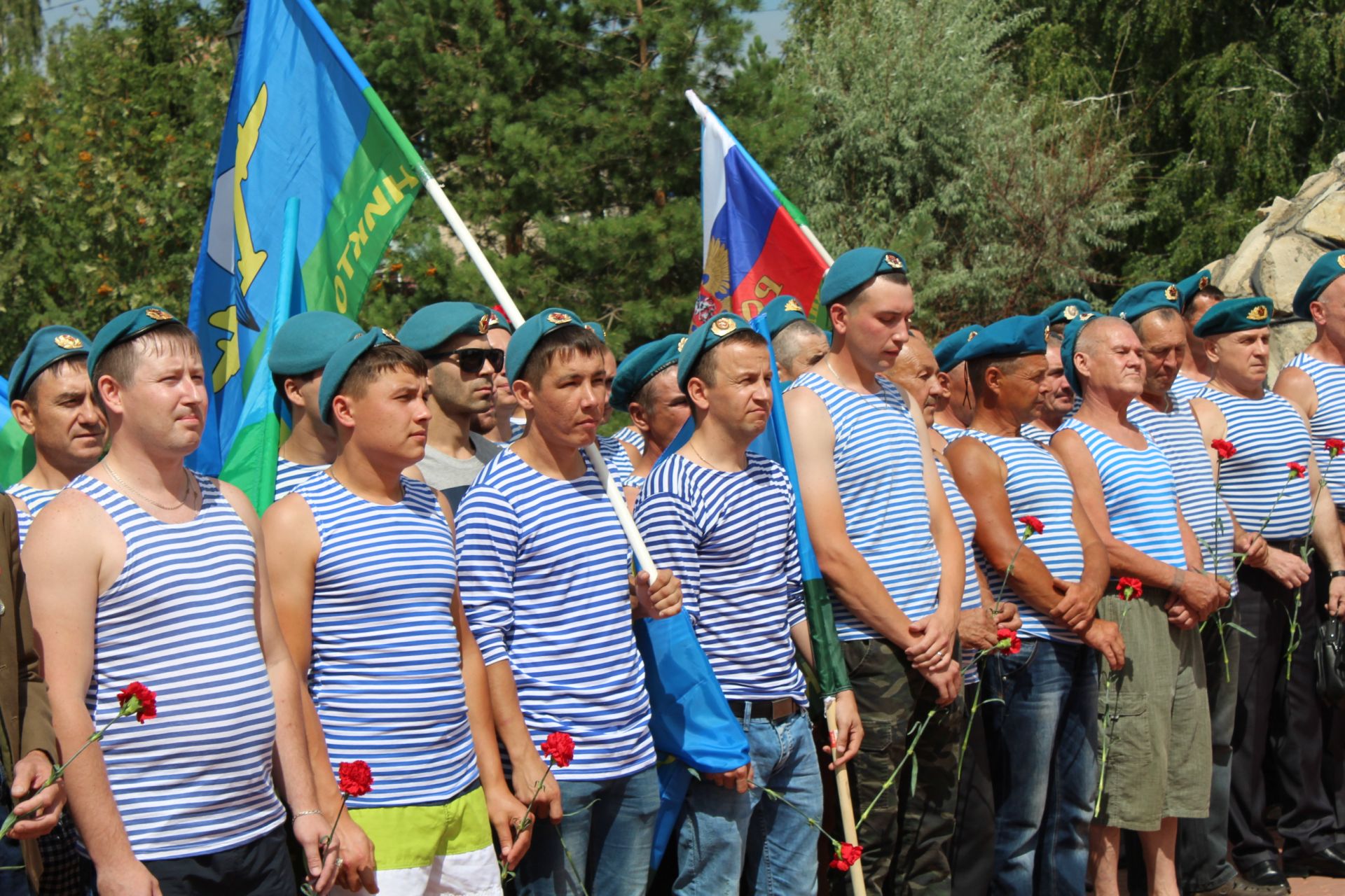 В Менделеевске отметили День Воздушно-десантных войск