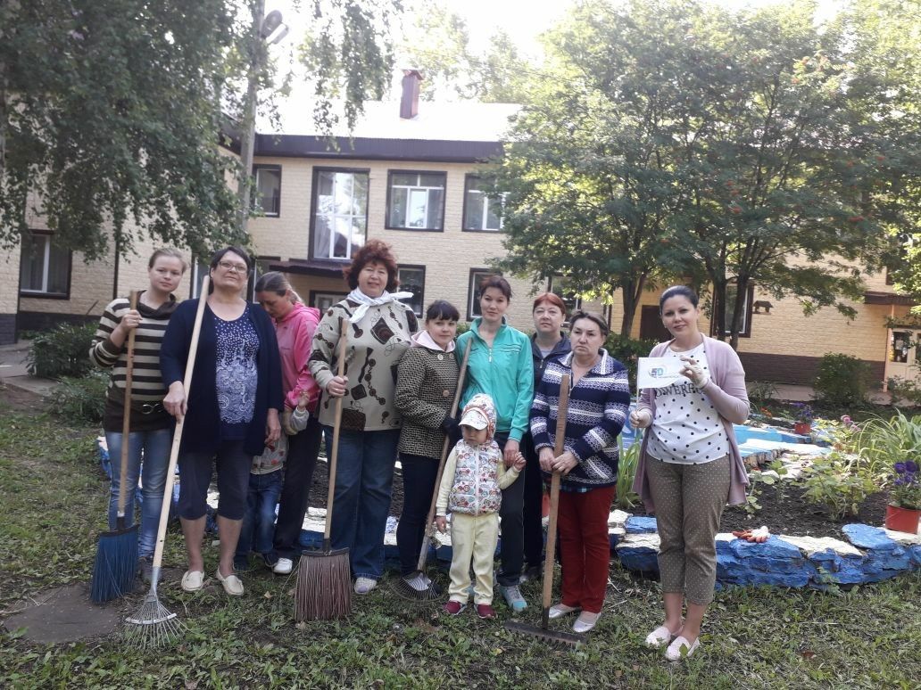 Менделеевцы за «Чистые дворы»: жители улицы Бурмистрова – участники экоакции