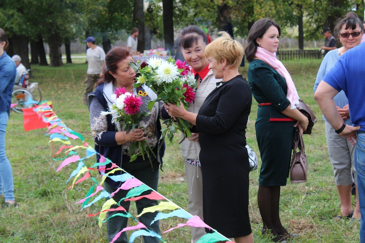 Новый Кокшан: встречи, поздравления, песни