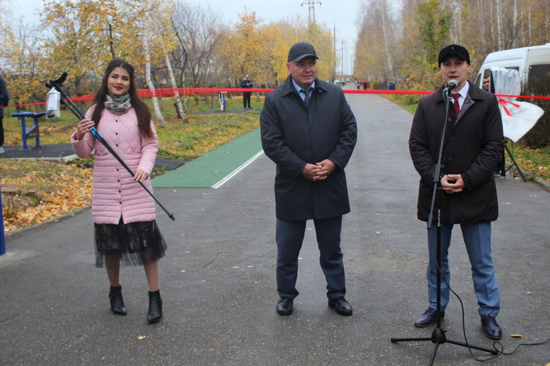 Фитнес на свежем воздухе: в Менделеевске открыли «Аллею спорта»