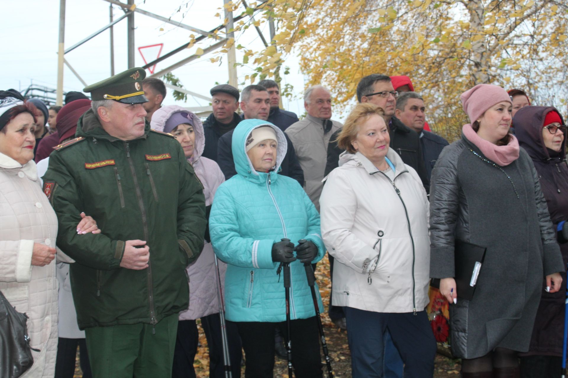 Фитнес на свежем воздухе: в Менделеевске открыли «Аллею спорта»