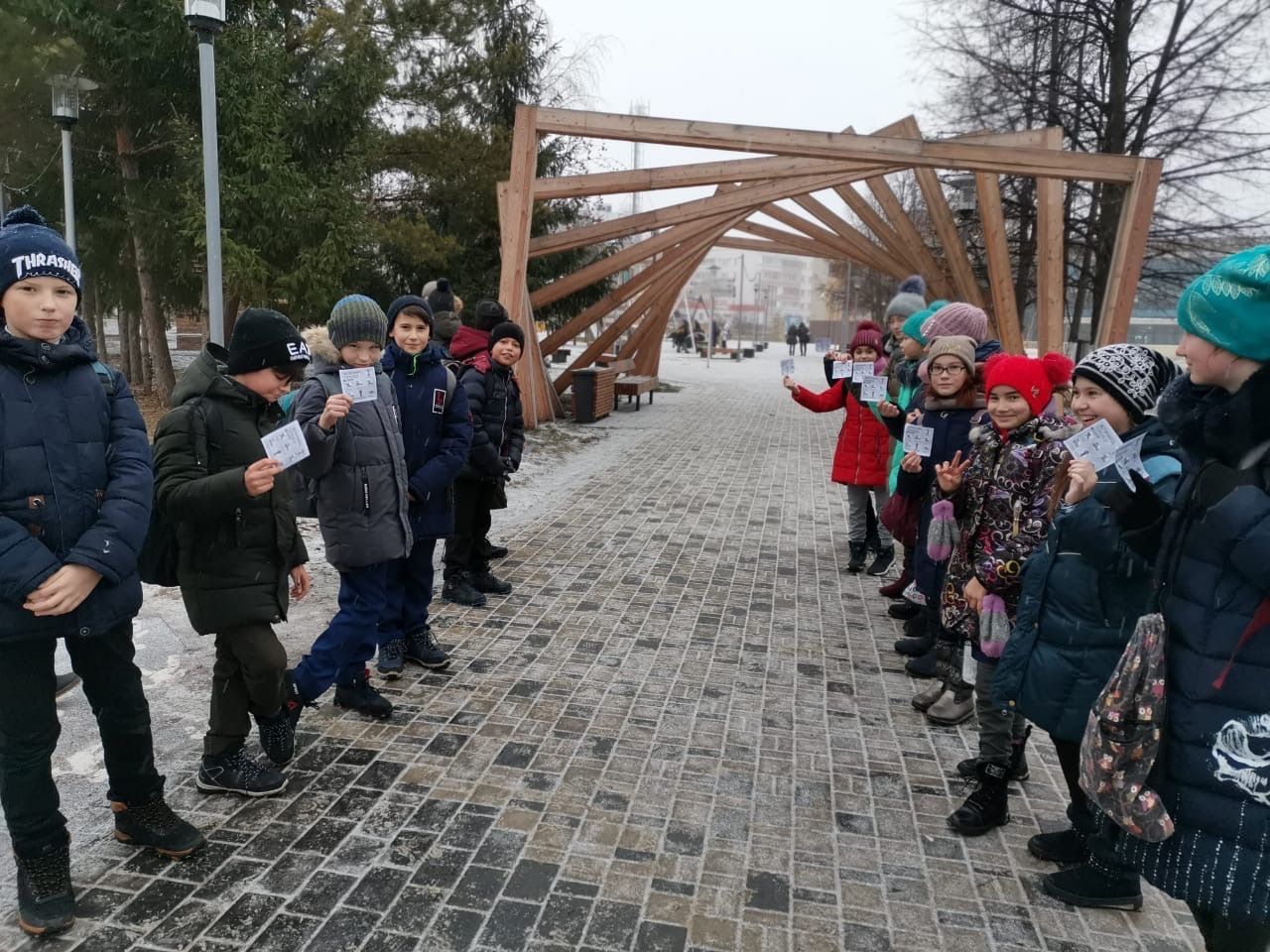 В Менделеевске была проведена акция «ОСТОРОЖНО, ГОЛОЛЕД!»