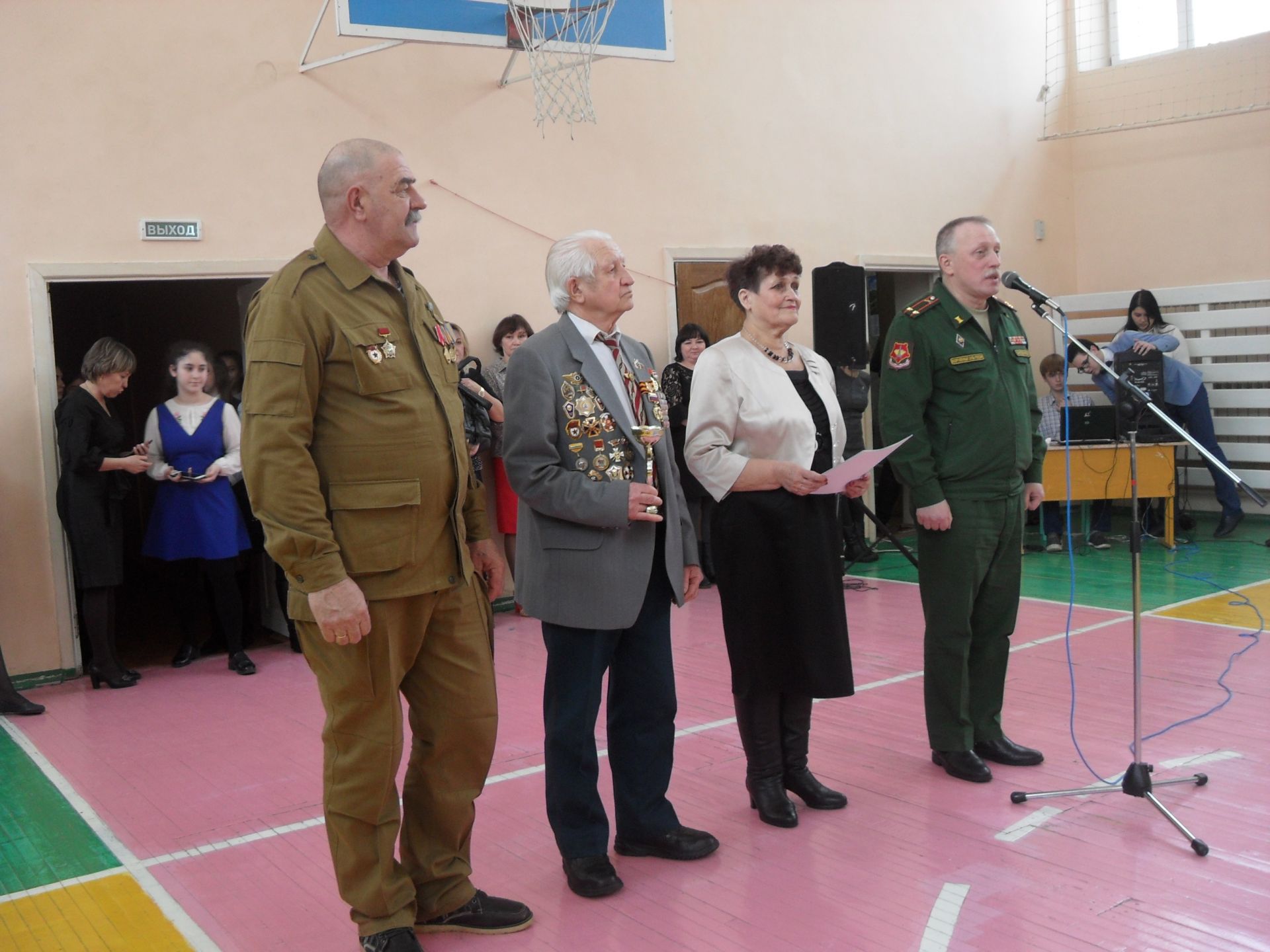 Менделеевские юнармейцы в строю