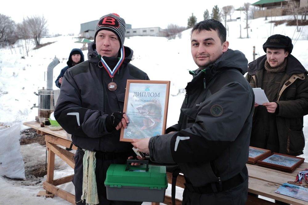 Сборная команда Менделеевска завоевала 2 место на чемпионате по ловле рыбы со льда на мормышку