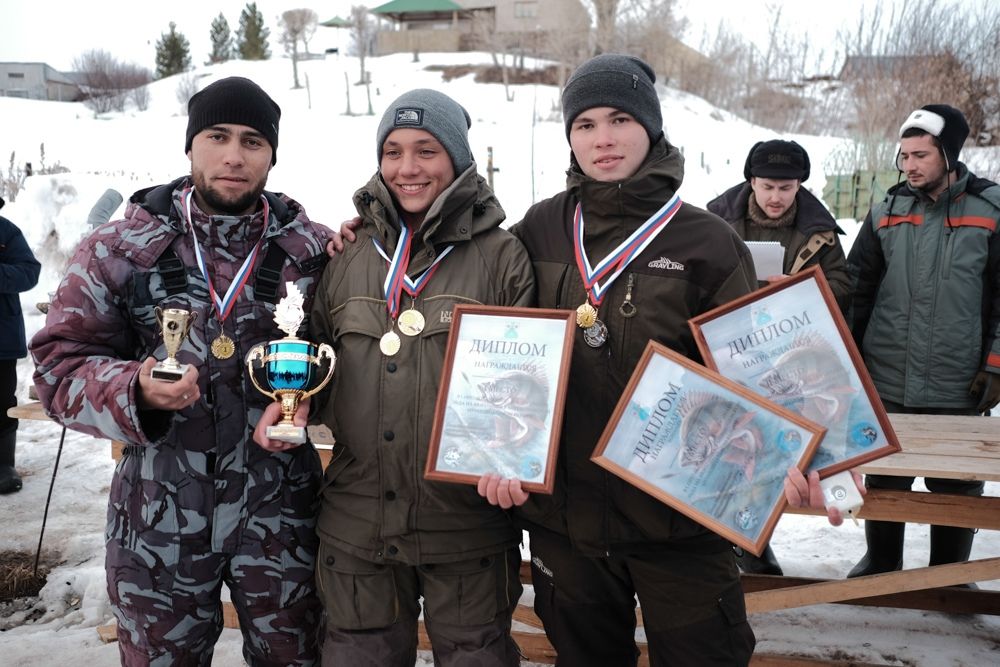 Сборная команда Менделеевска завоевала 2 место на чемпионате по ловле рыбы со льда на мормышку