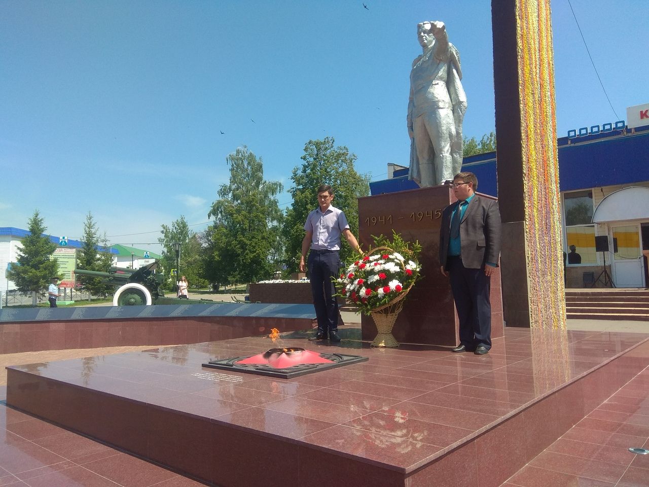 Митингом и минутой молчания отметили День памяти и скорби в Менделеевске&nbsp;