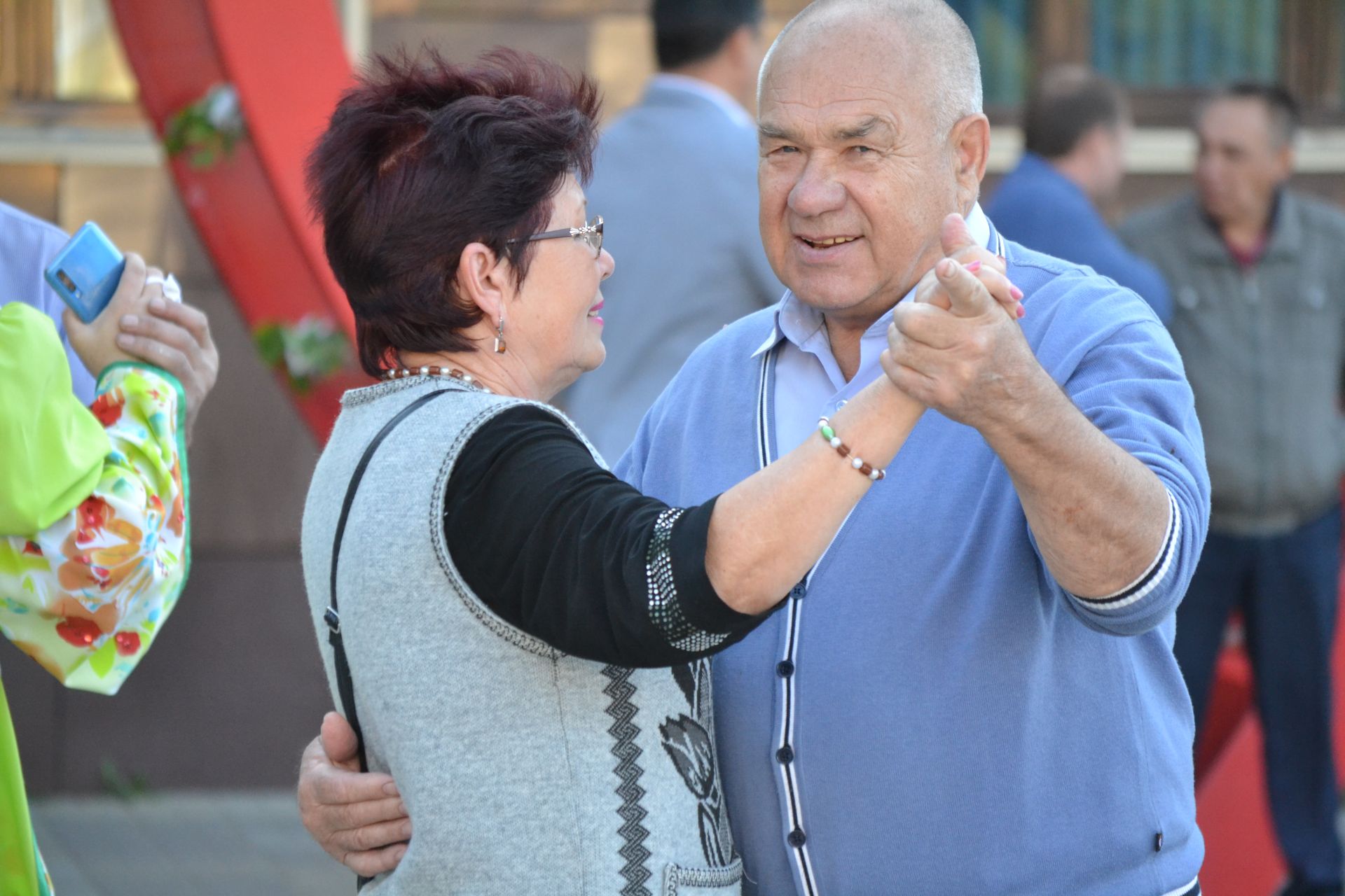 В День семьи, любви и верности в Менделеевске открыли новый арт-объект