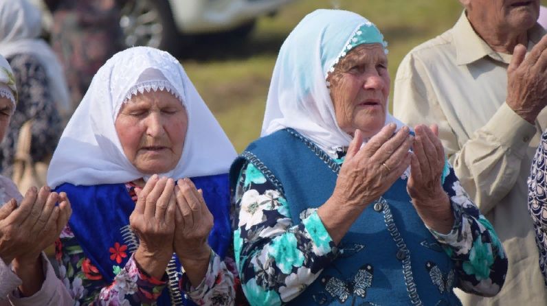 Менделеевцы приняли участие на районном Курбан-байрам