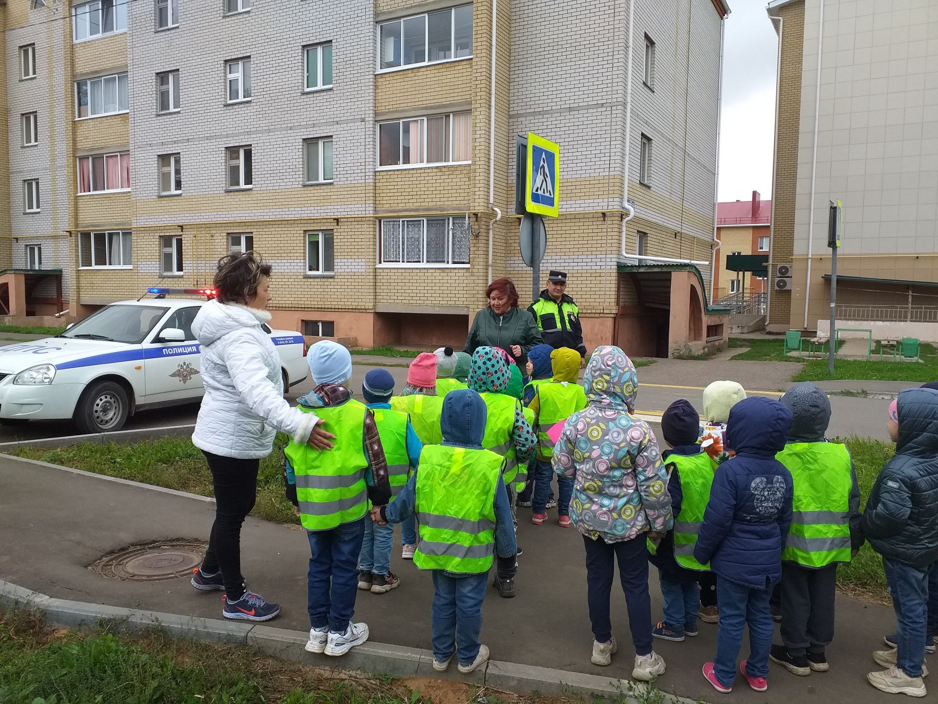 В Менделеевске прошла акция «Безопасная зебра»