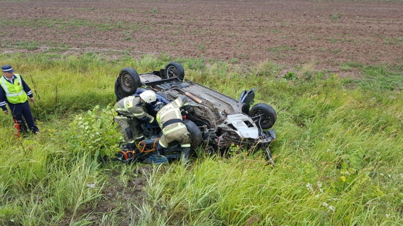 В Менделеевском районе «Лада» выехала на встречную полосу, водитель погиб