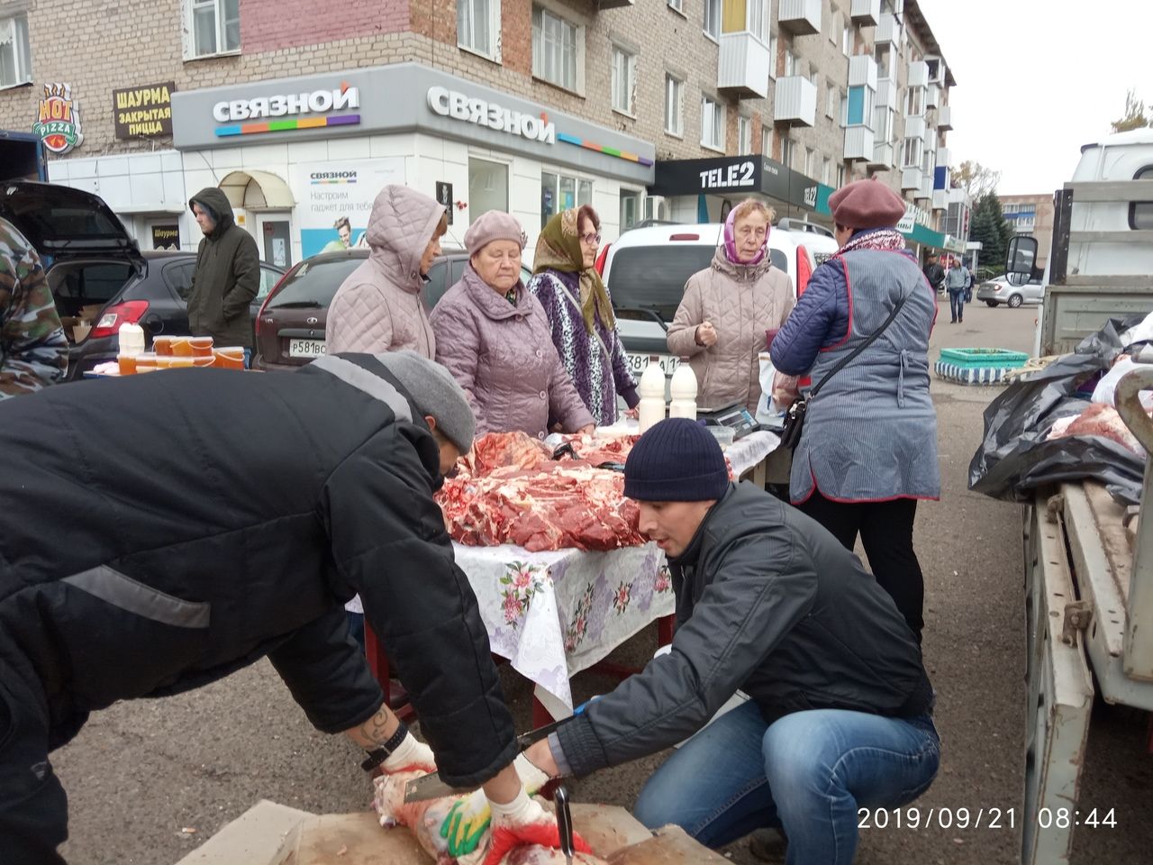 В Менделеевске прошла очередная сельхозярмарка