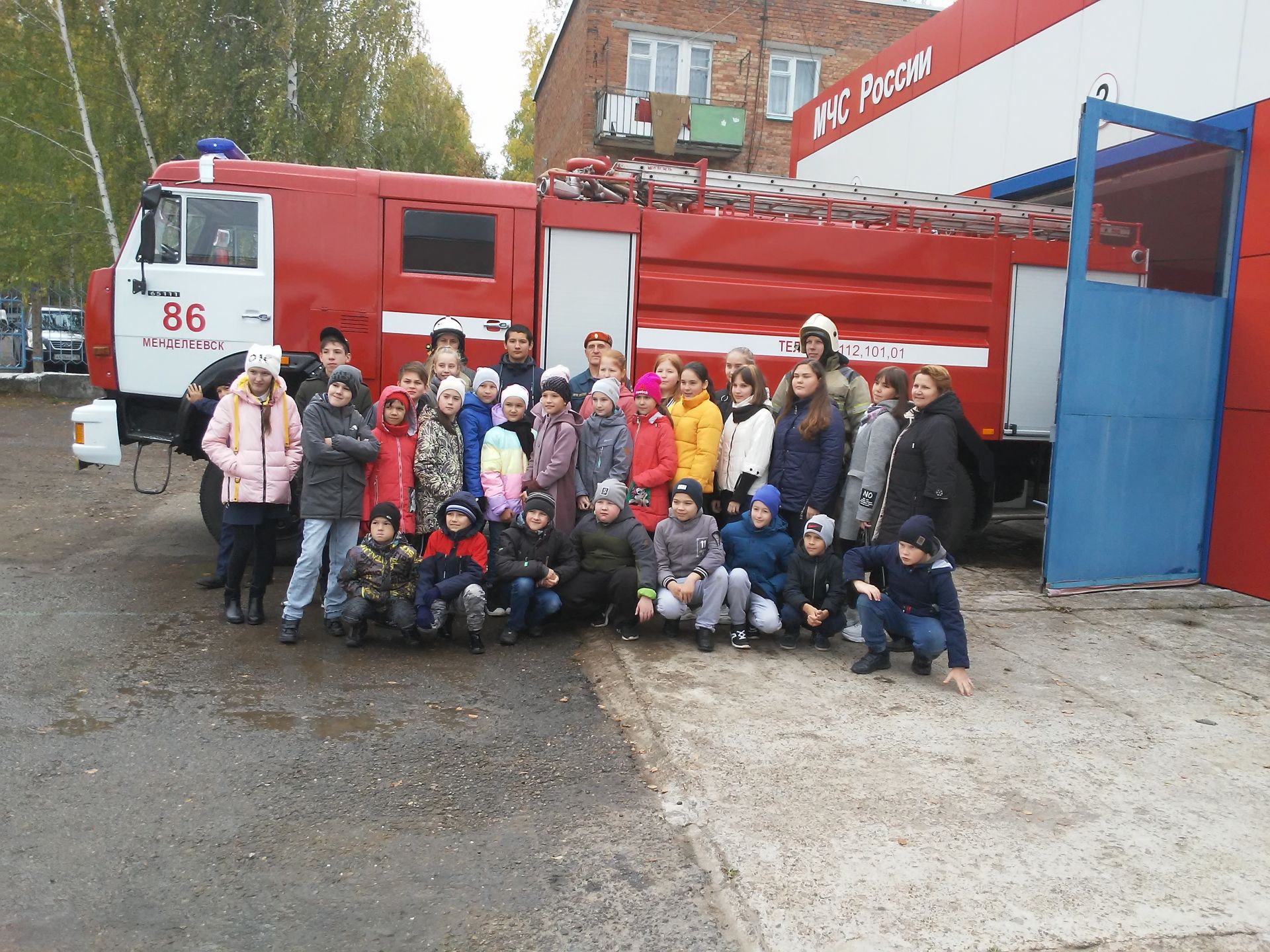 Учащиеся седьмой школы побывали с экскурсией в пожарно-спасательной части № 86