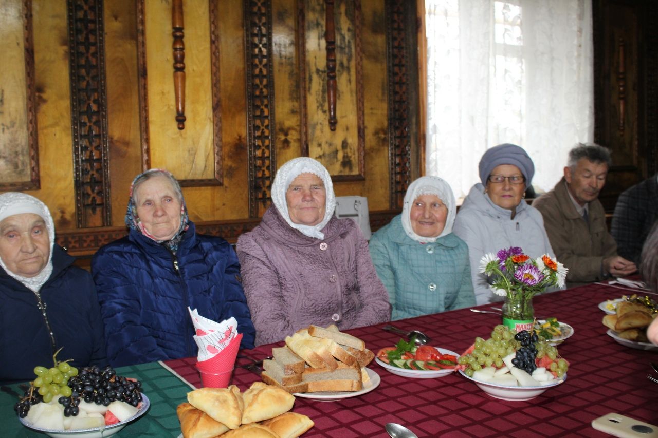 В Менделеевске чествовали ветеранов сельского хозяйства