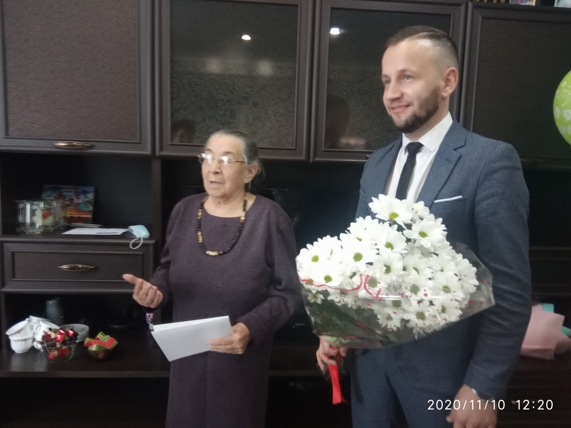 Менделеевчанка Роза Ахатова отметила 90-летие