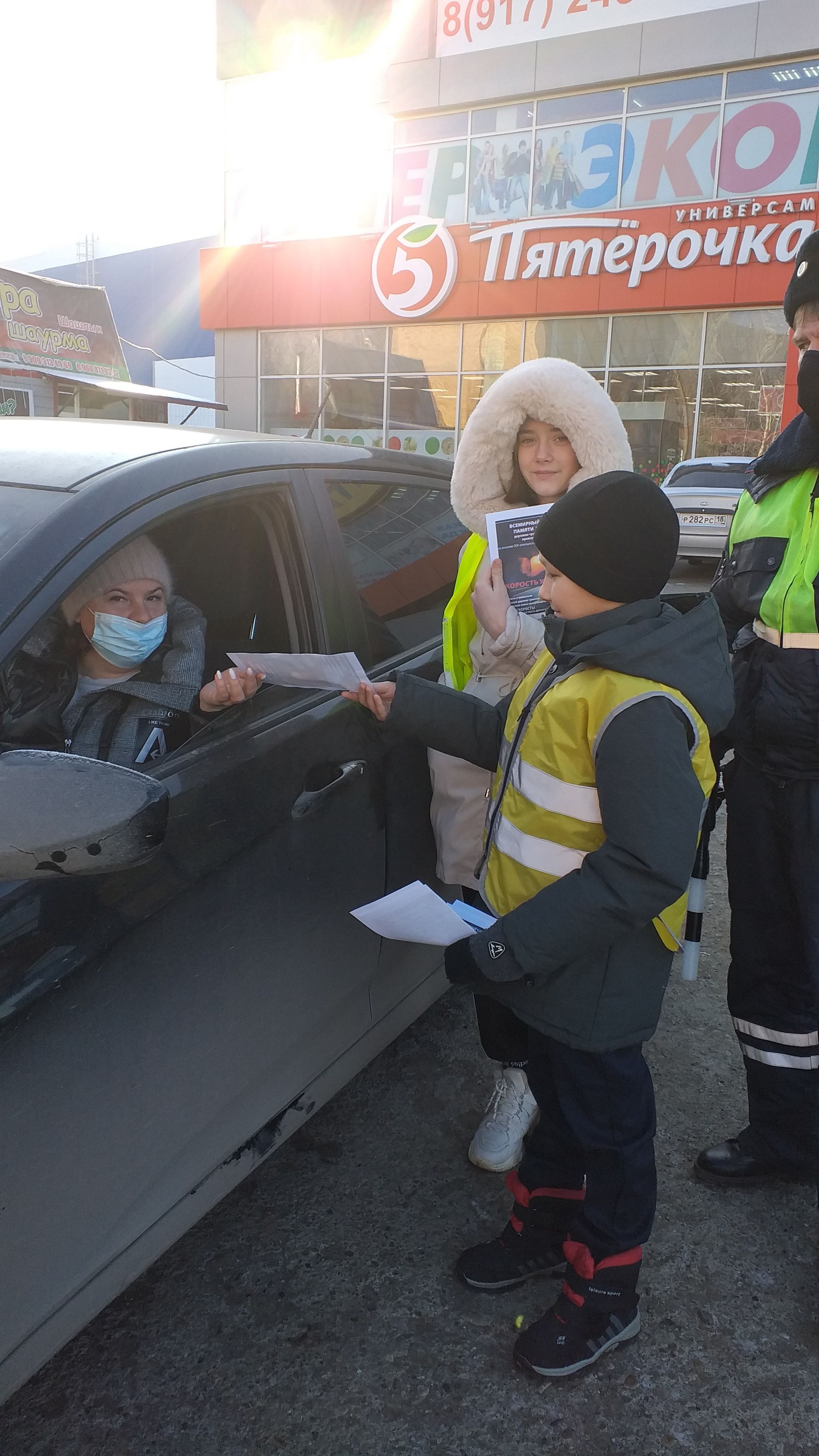 В Менделеевске прошла акция «День памяти жертв дорожно – транспортных происшествий»