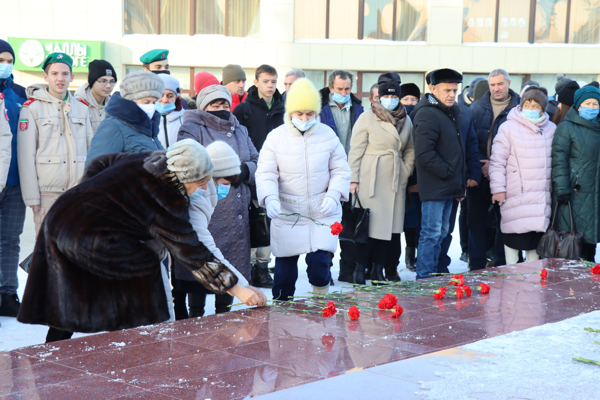 В Менделеевске прошел бесплатный кинопоказ фильма «Звезду за Стингер»