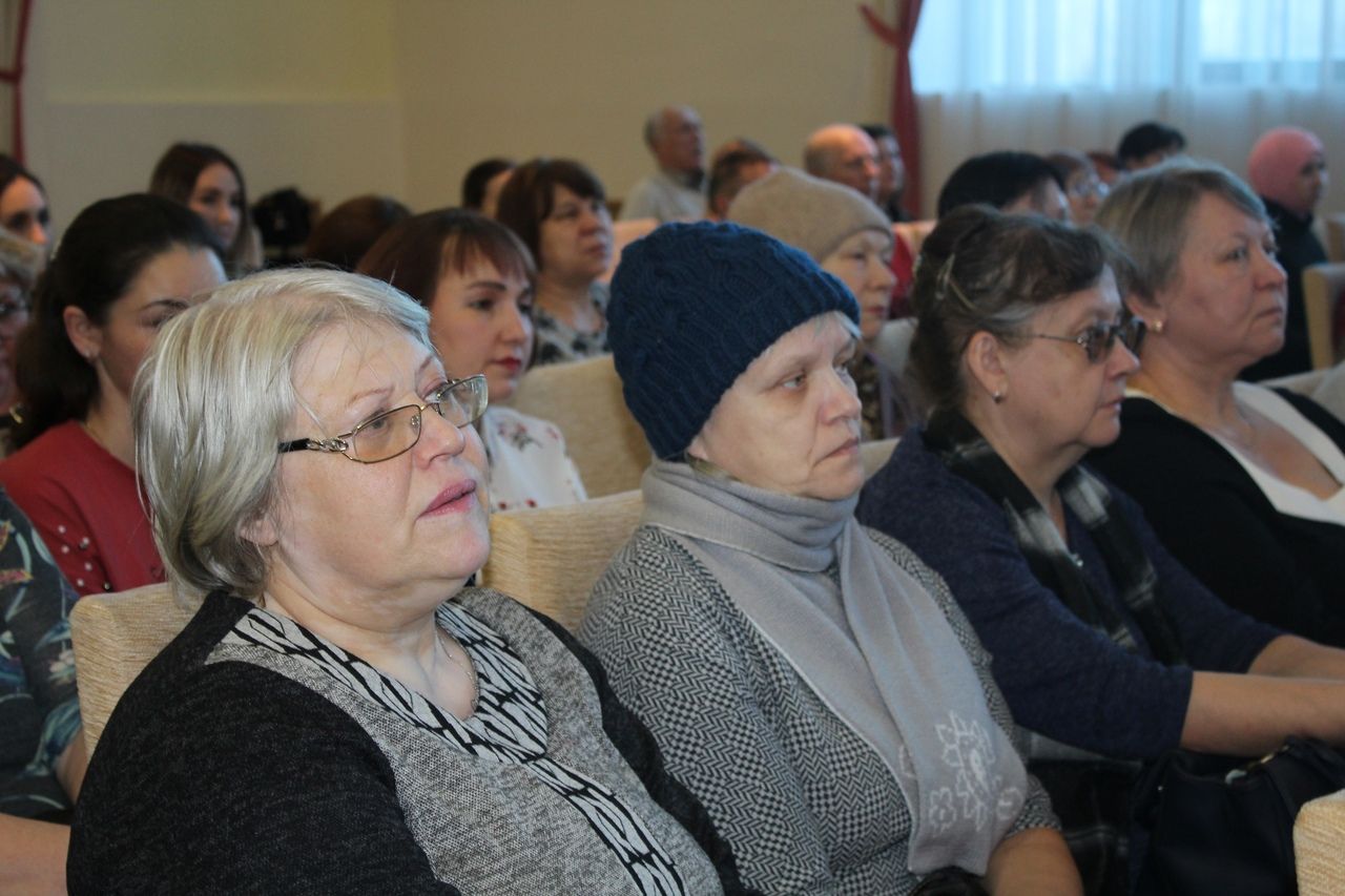 В Менделеевске на медсовете обсудили вопросы здравоохранения и наградили лучших сотрудников