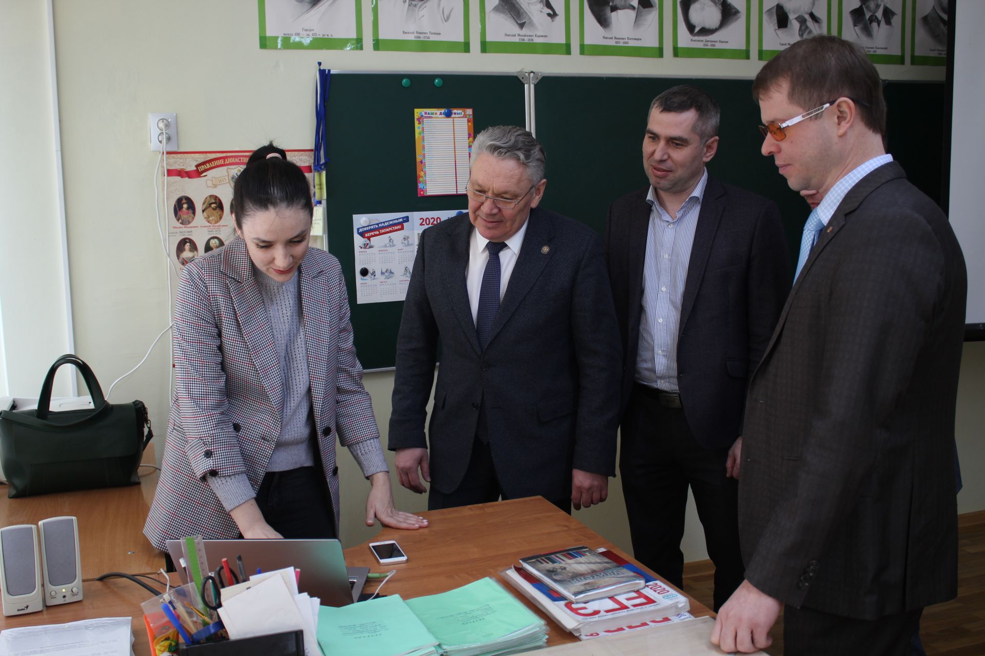 Менделеевские школьники с 1 апреля будут обучаться дистанционно