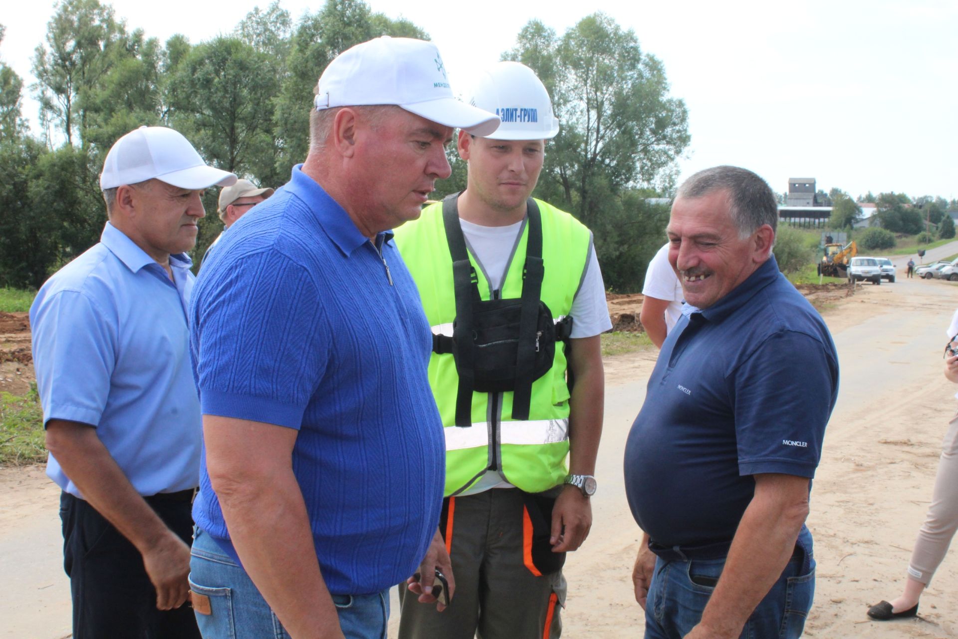 В Монашеве строят новый мост