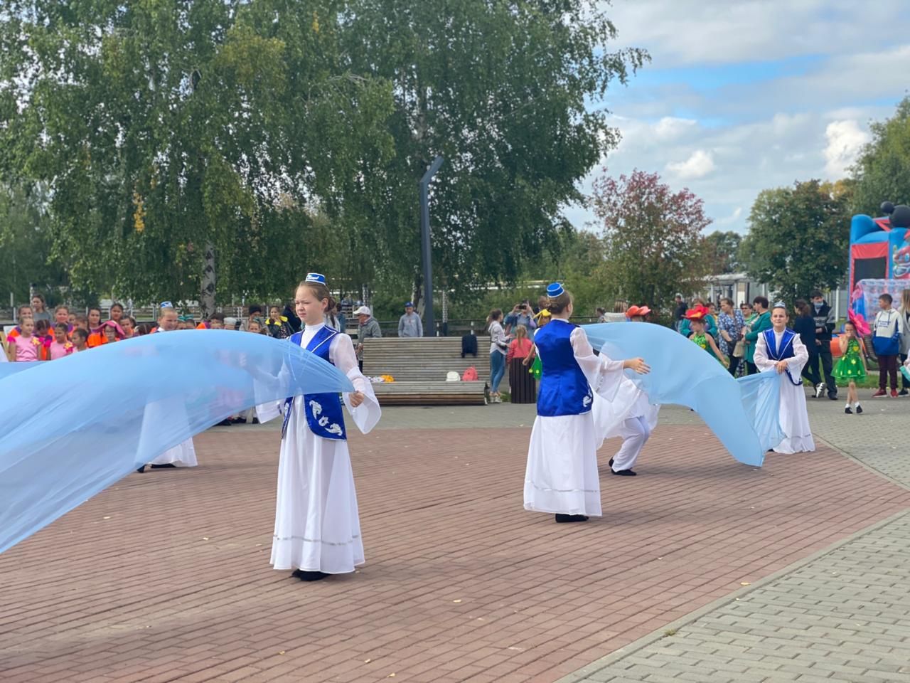 В парке «Ушковские острова» празднуют День города, День химика и 100-летие ТАССР