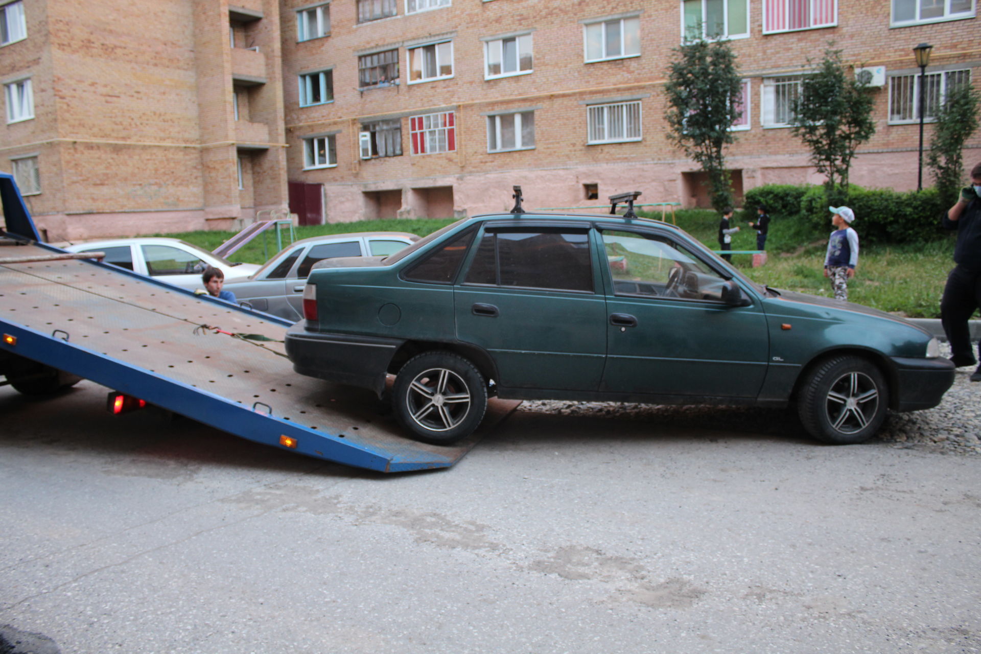 У менделеевского должника за ЖКУ арестован автомобиль