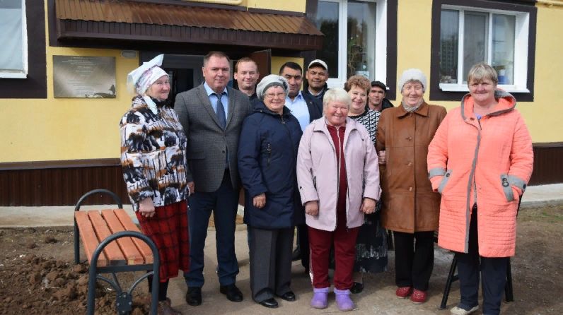 В селе Ижевка сдан первый дом после капремонта