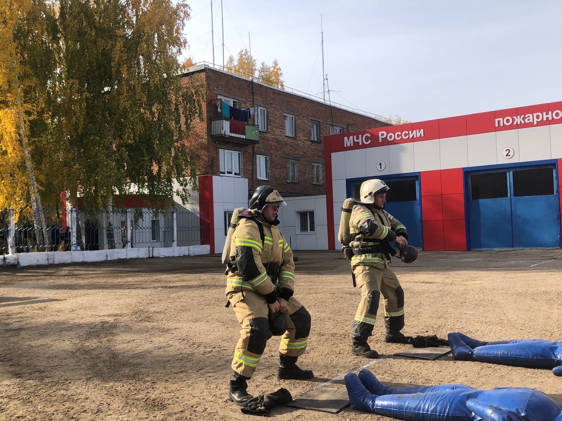 В Менделеевске проходят республиканские соревнования по пожарному многоборью