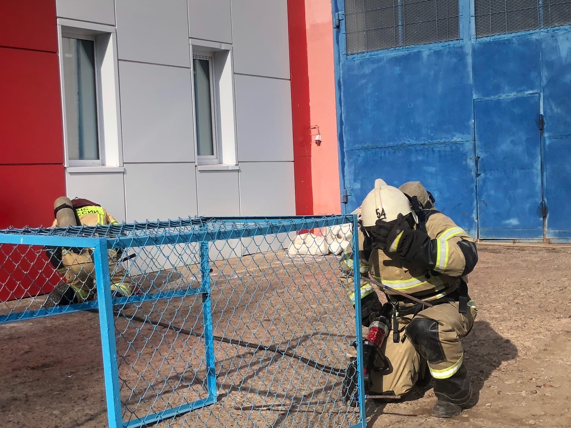 В Менделеевске проходят республиканские соревнования по пожарному многоборью