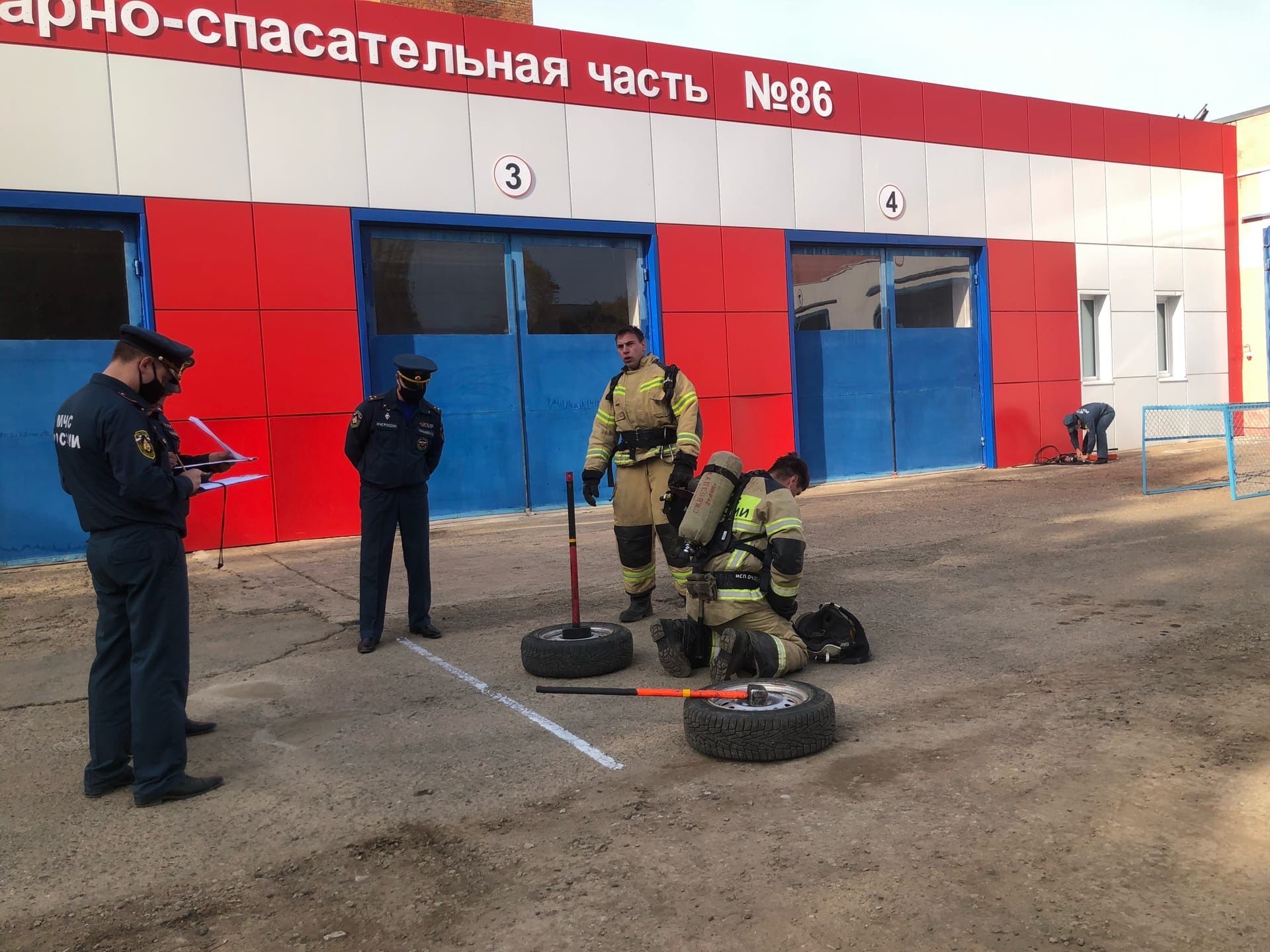 В Менделеевске проходят республиканские соревнования по пожарному многоборью