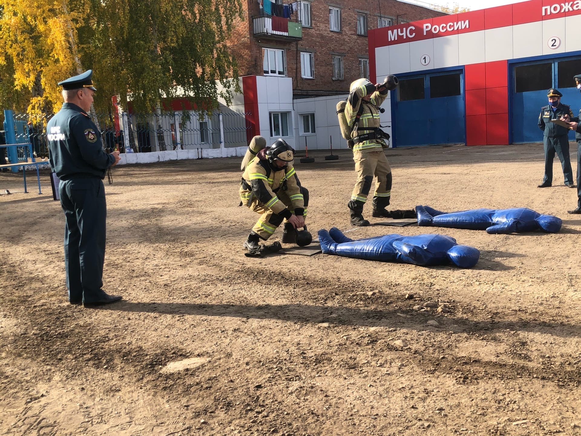 В Менделеевске проходят республиканские соревнования по пожарному многоборью