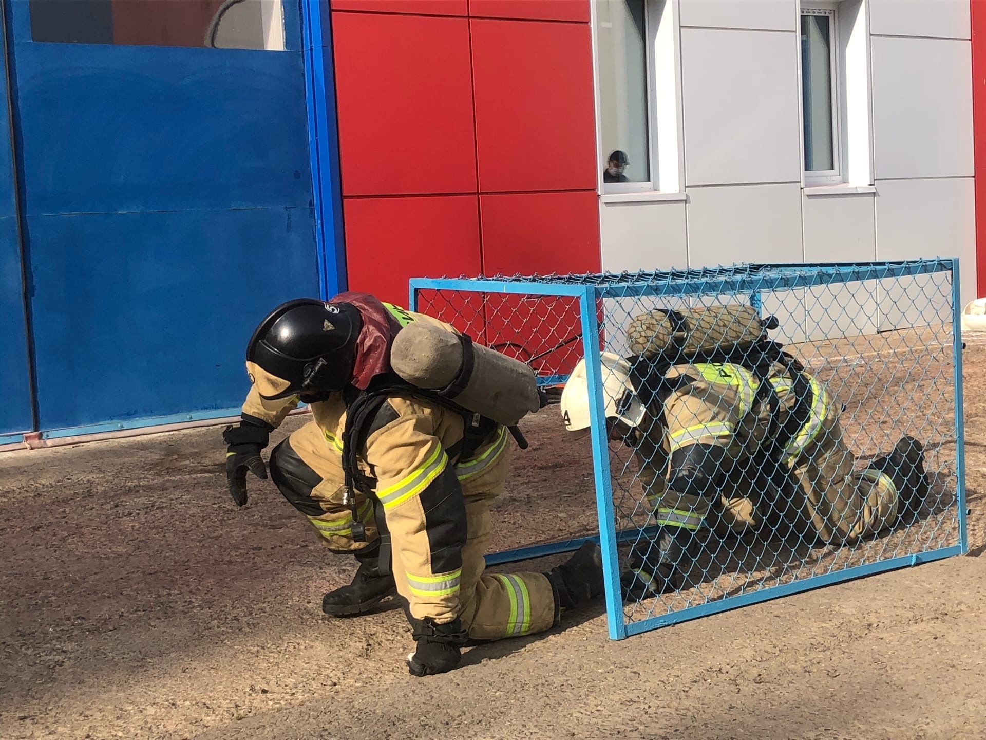 В Менделеевске проходят республиканские соревнования по пожарному многоборью