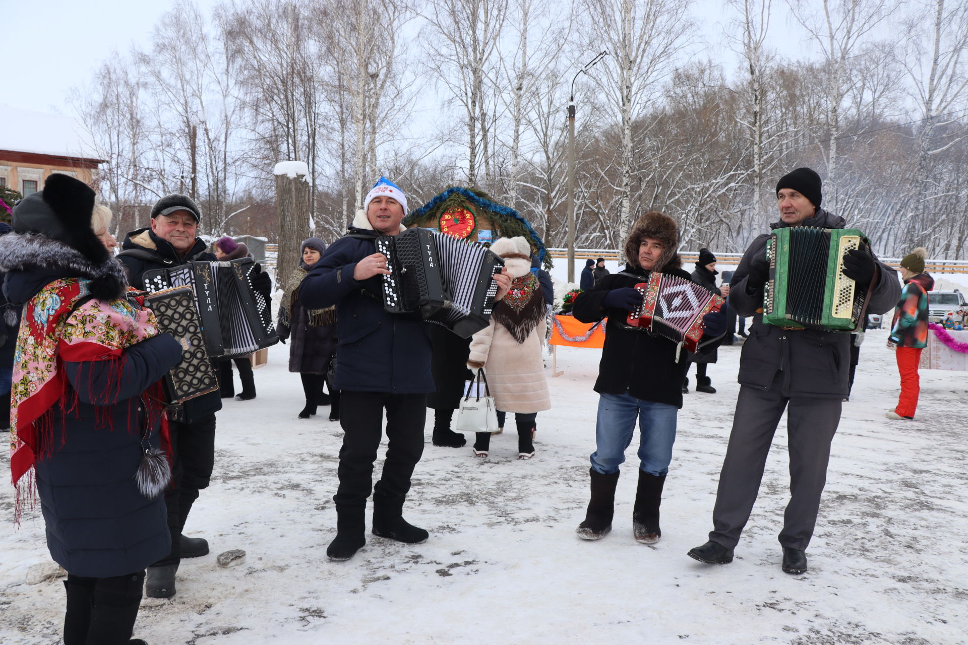 В Менделеевске на рождественской ярмарке  выбрали лучшие сани