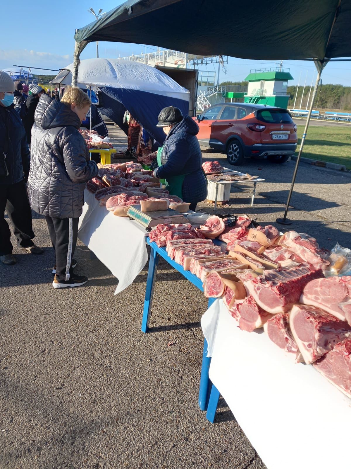 Менделеевские фермеры на сельхозярмарке в Челнах реализовали продукцию