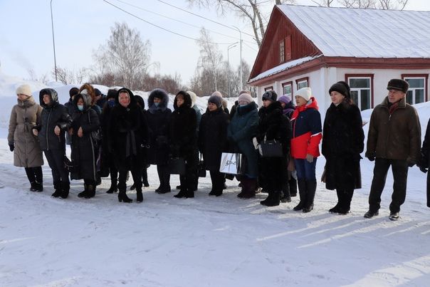 В Менделеевске появилась памятная табличка Борису Пастернаку