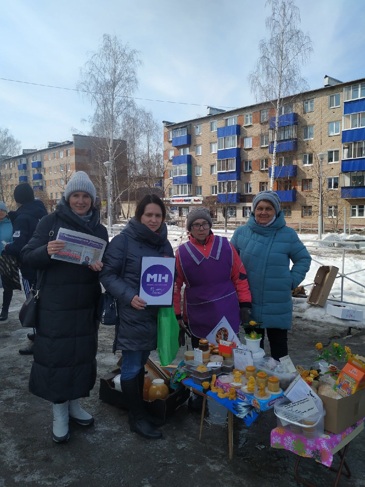 На сельхозярмарке менделеевцы могли оформить подписку на районку