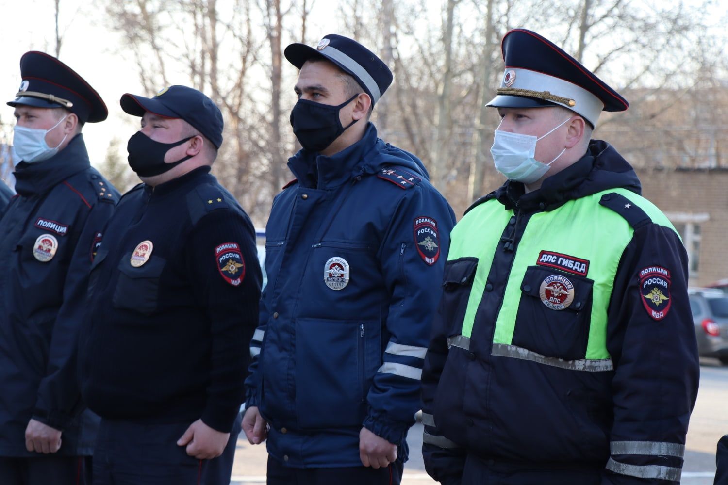 В Менделеевске вручили удостоверения членам Добровольной народной дружины