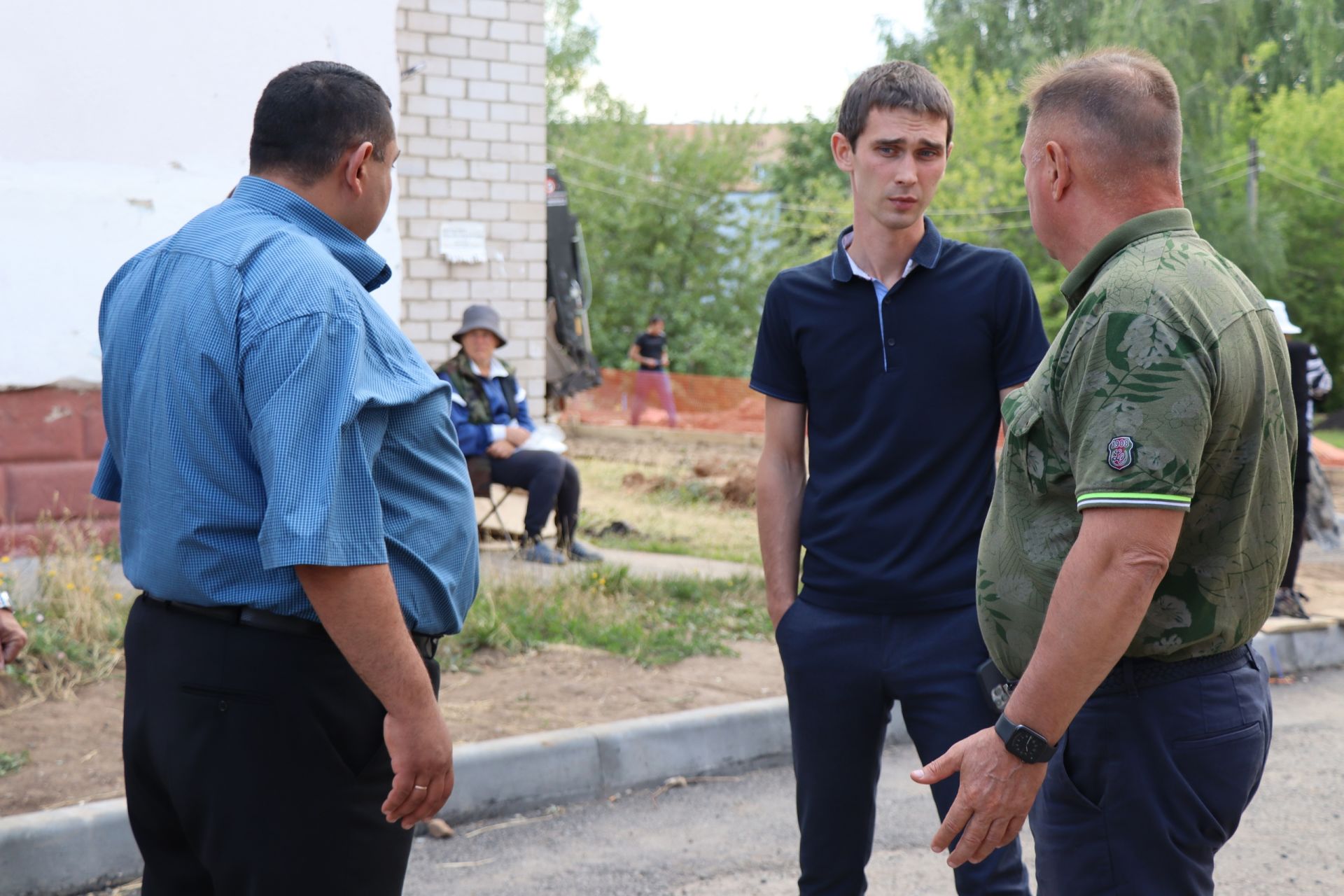 Валерий Чершинцев проверил ход работ по капремонту