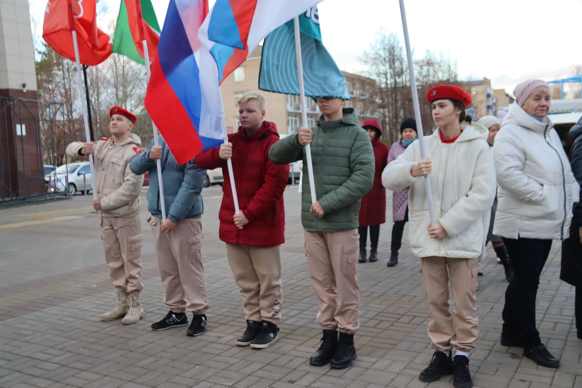 Более пяти тонн гуманитарной помощи отправил Менделеевск для жителей Лисичанска