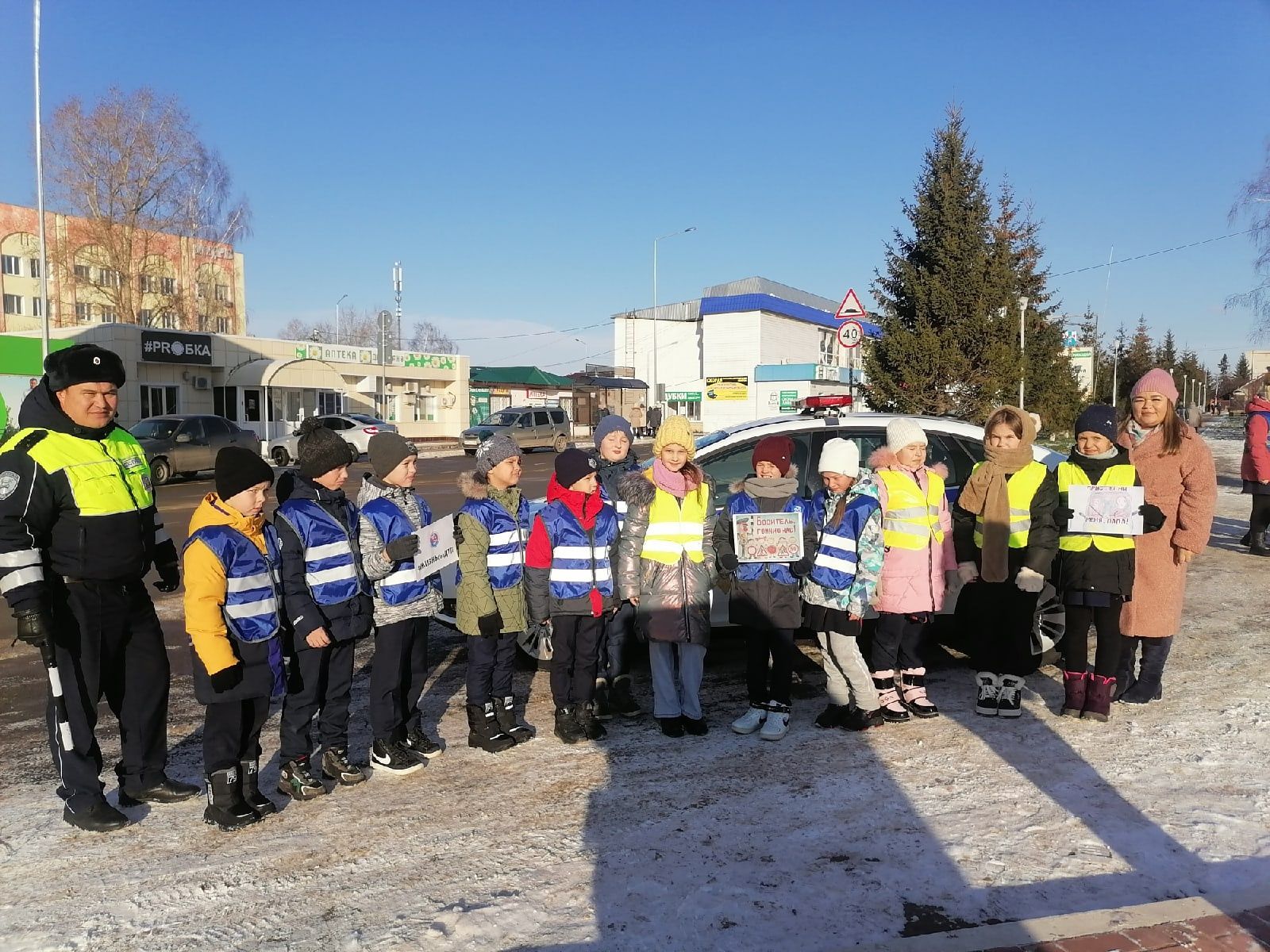 Юные менделеевцы за жизнь без ДТП