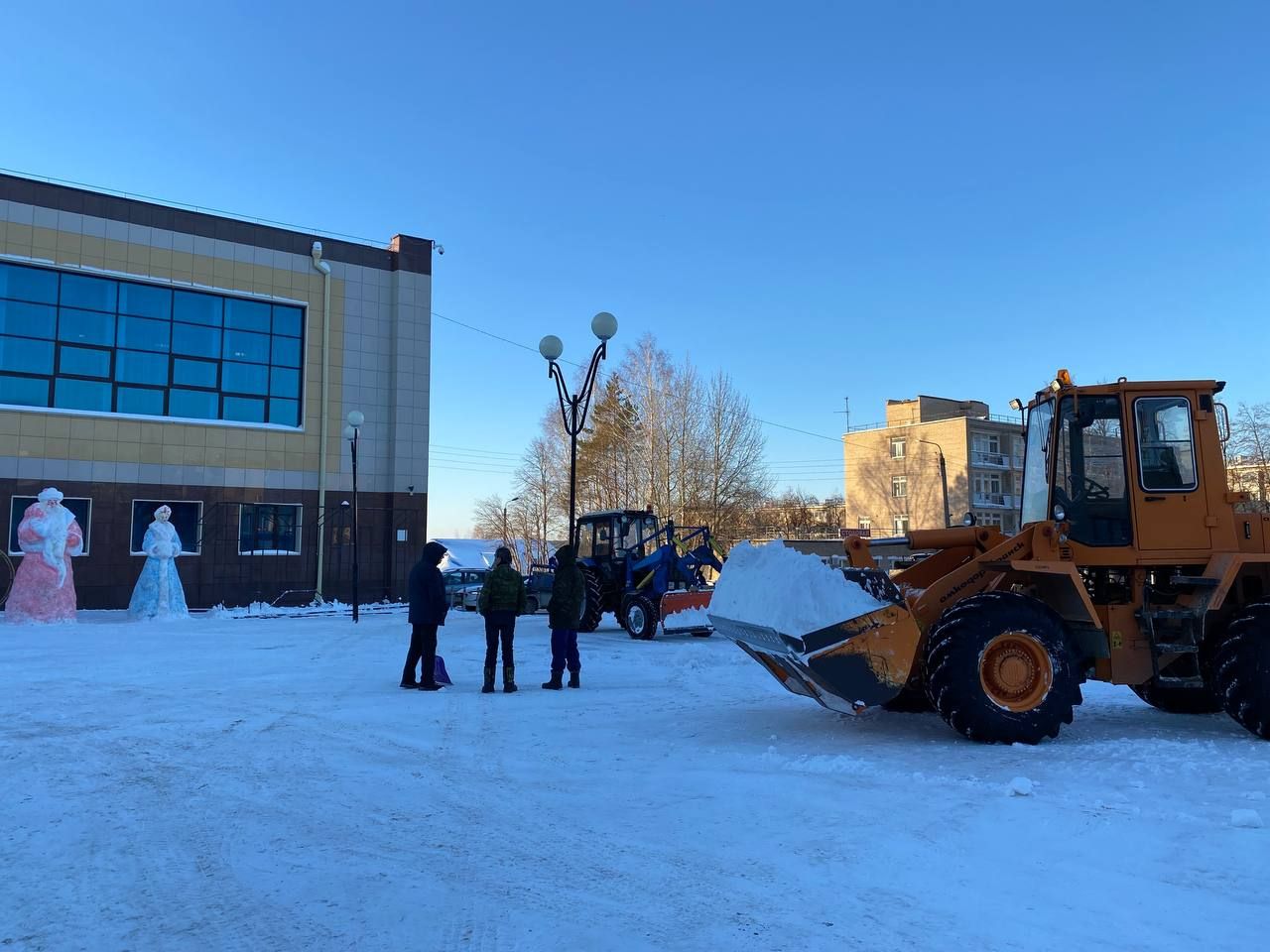 На площади Дворца Культуры состоится открытие главной городской елки