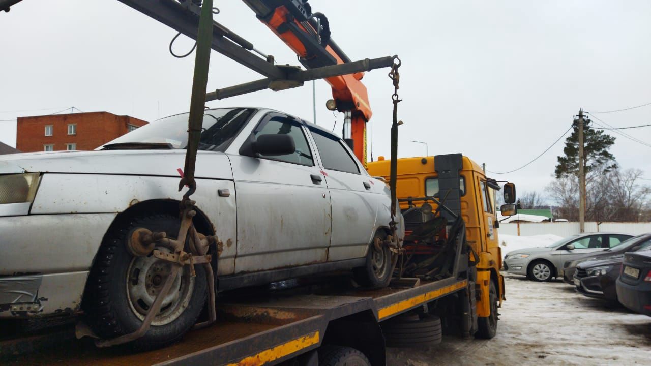 В Менделеевске у автомобилиста забрали «Ладу» за долги