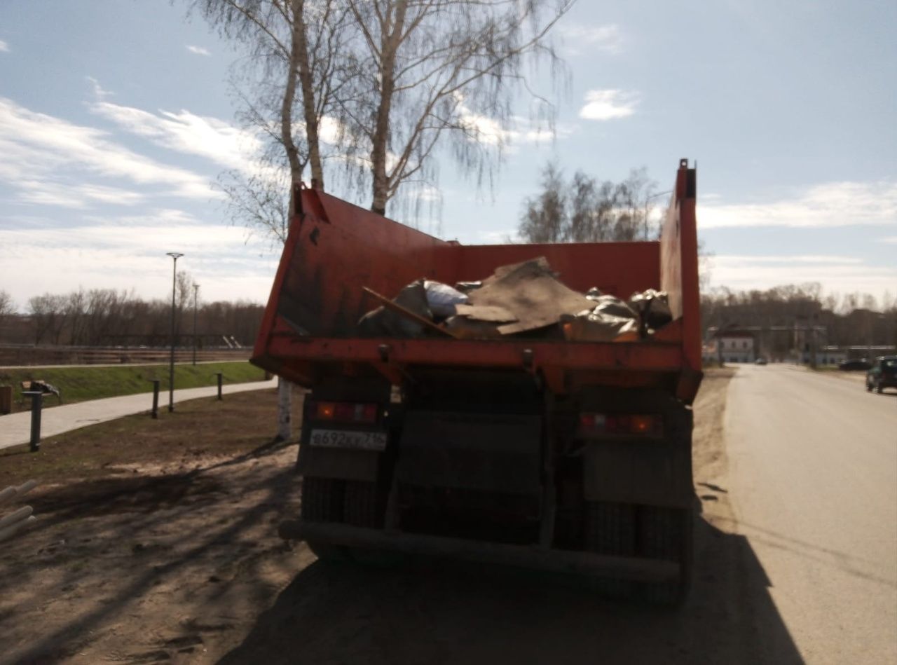 В Менделеевском районе убрали мусор на территории лесов