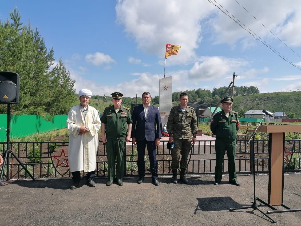 Похоронили менделеевского солдата, погибшего во время спецоперации на Украине