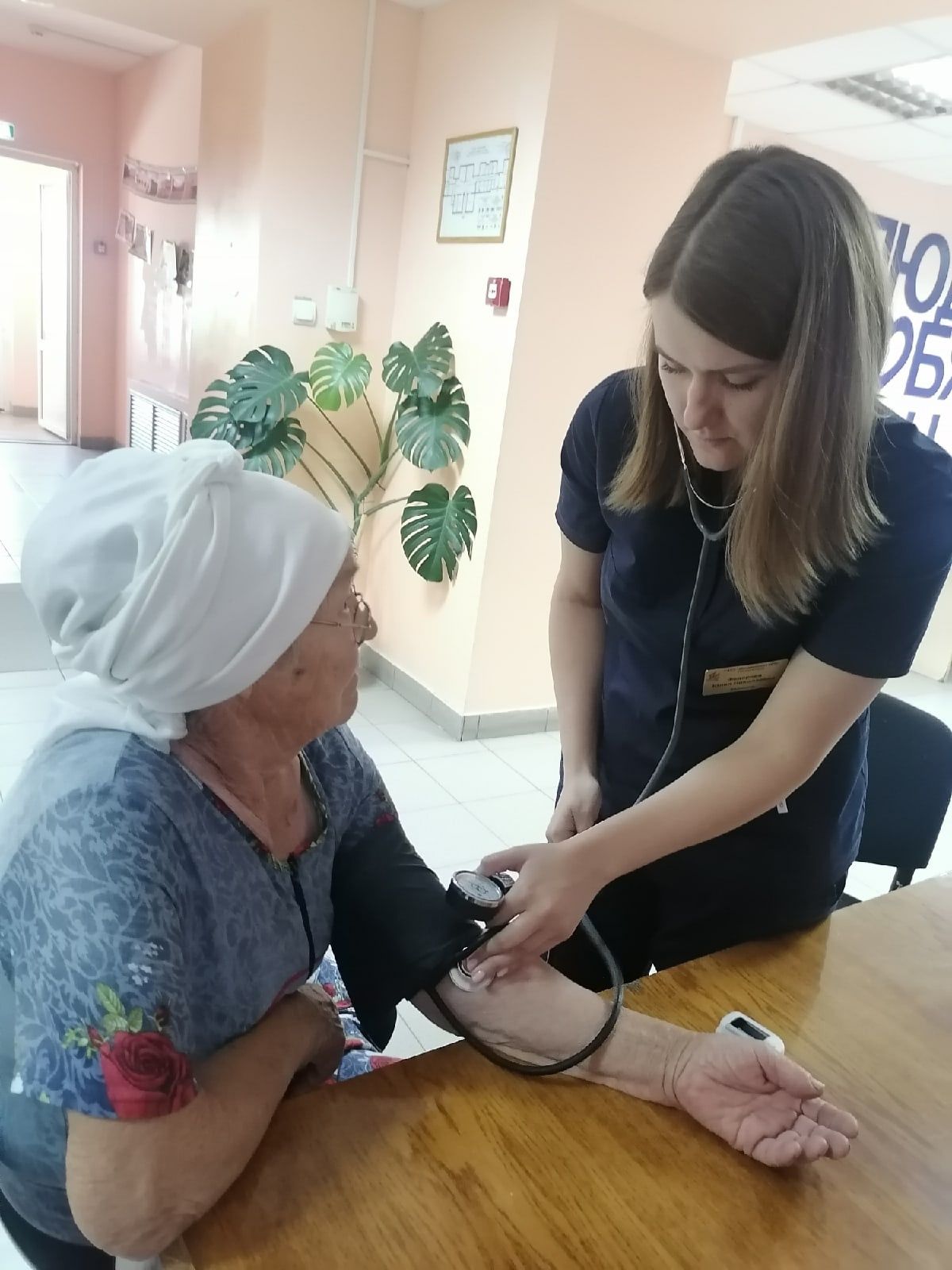 За час в «Менделеевских новостях» проверили своё давление более 30 горожан