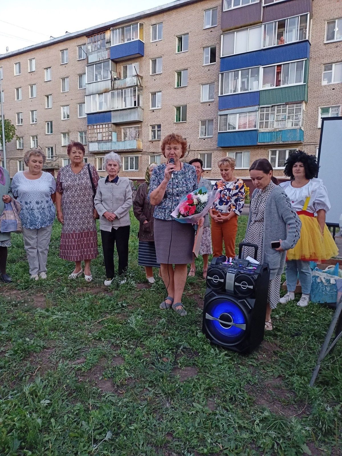 В Менделеевске продолжаются праздники двора